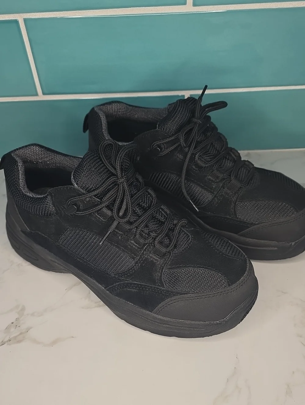 Brahma Men's Black Steeltoe Work Sneakers